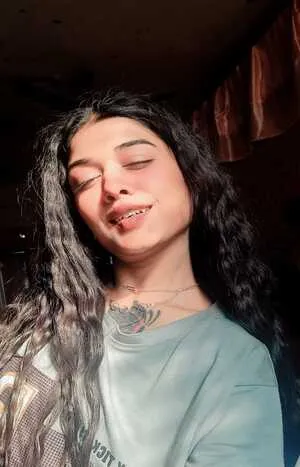 VIP call girl in South Ex